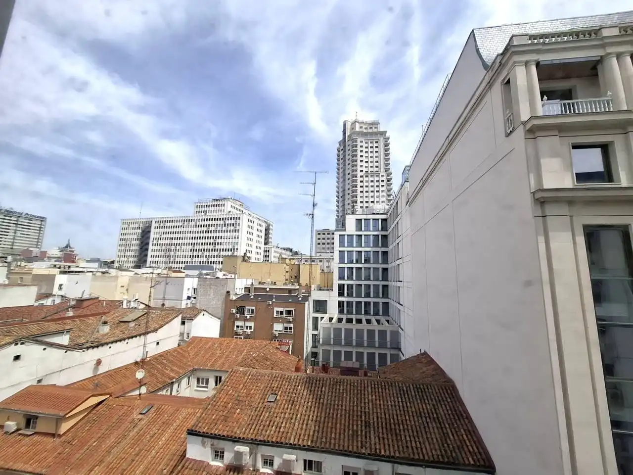 Piso de alquiler en Madrid con Calefacción, Parquet y Alarma