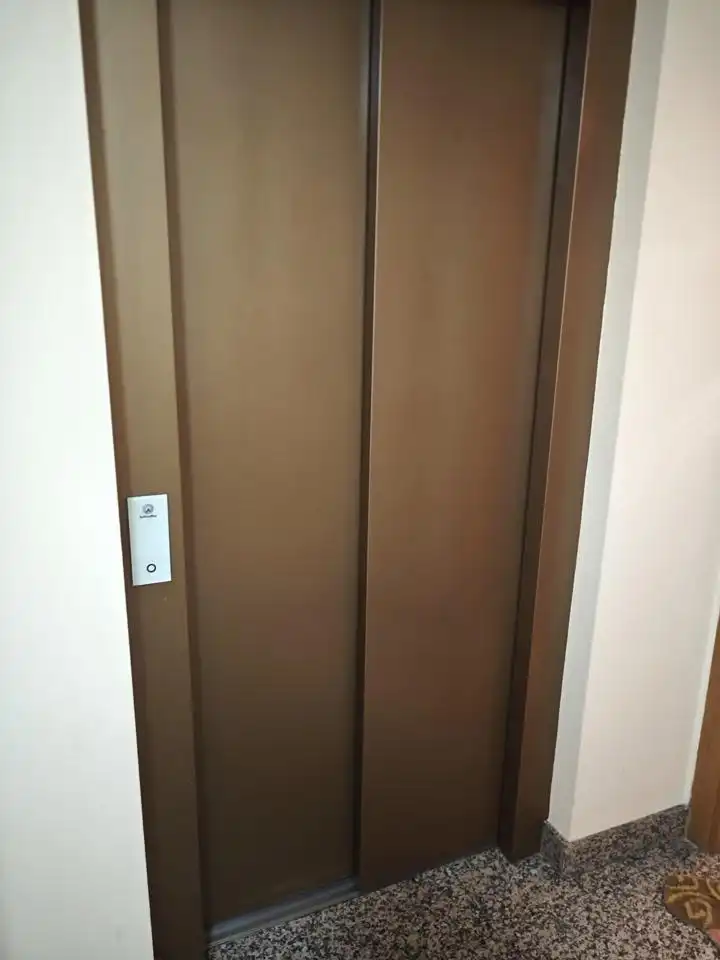 Wohnung zum Verkauf in Navaconcejo mit Klimaanlage
