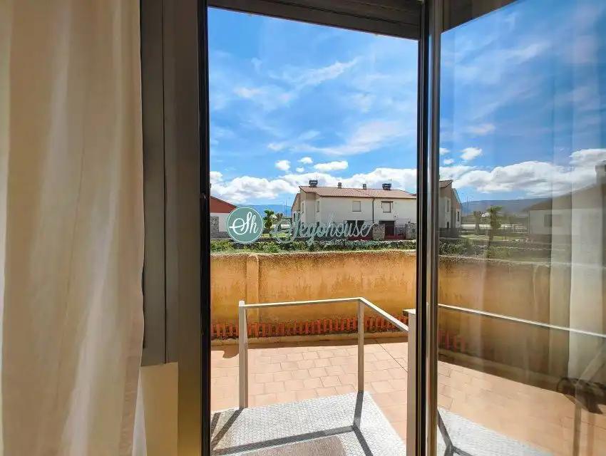 Terraza de Piso en venta en Torrecaballeros con Calefacción y Internet