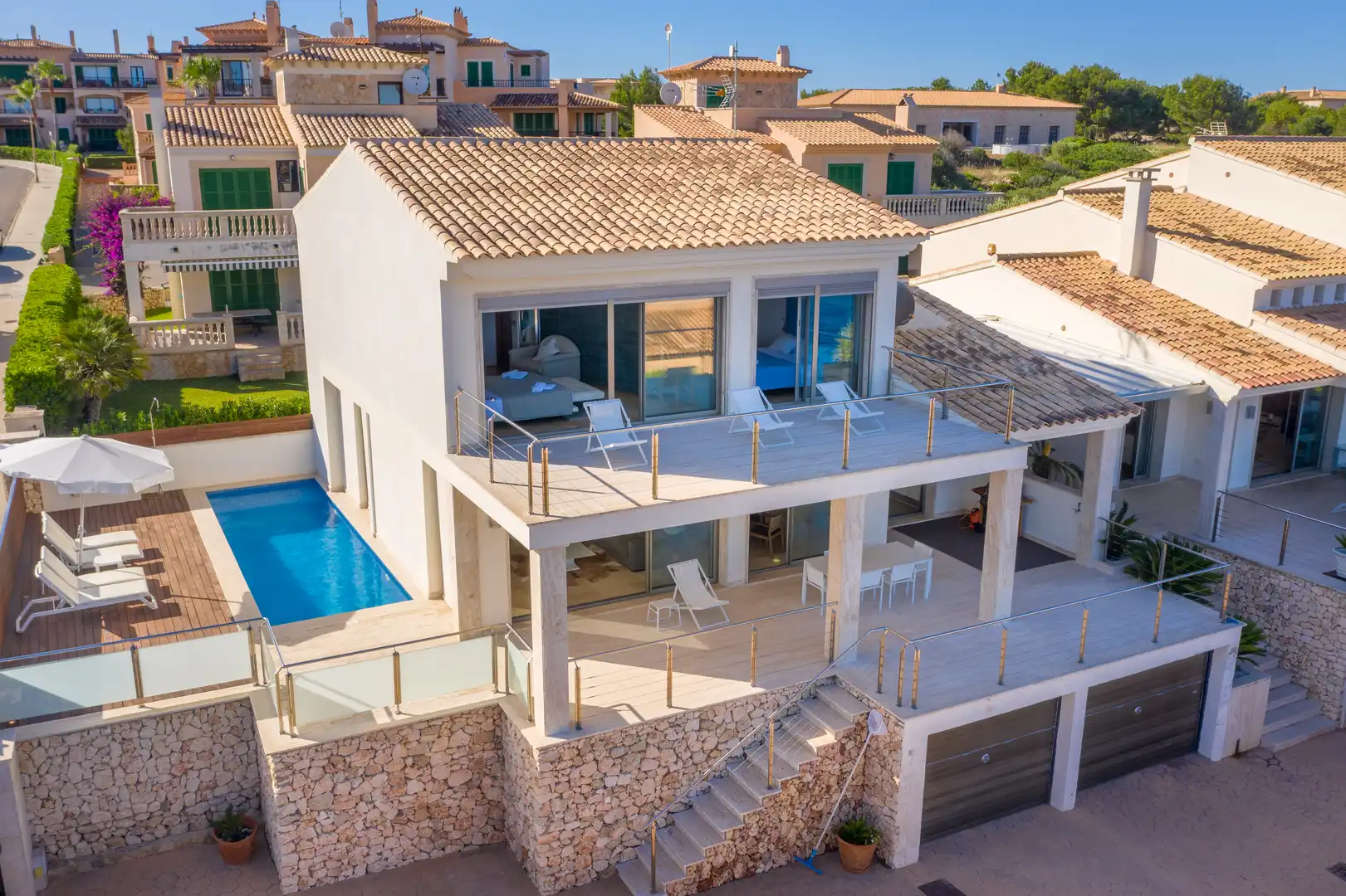 Vista exterior de Finca rústica en venda en Manacor amb Aire condicionat i Piscina