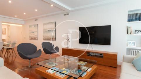 Foto 4 de Pis de lloguer a C. del Poeta Joan Maragall, 35, Castillejos - Cuzco, Madrid