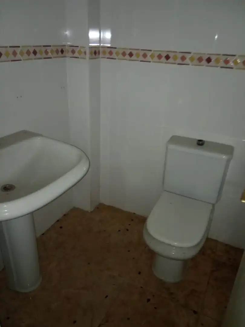 Local comercial en venta en Castilla - Hermida, imagen 6