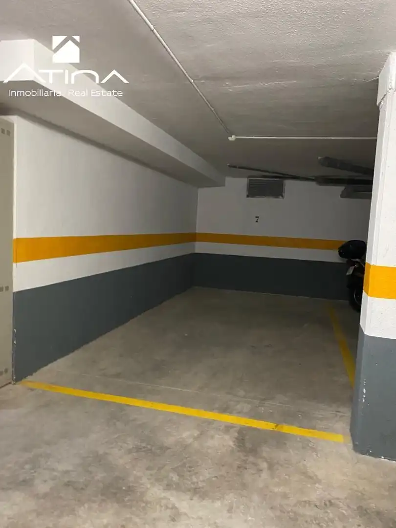Apartments for sale in Calle Calle Venecia, Montañar - El Arenal