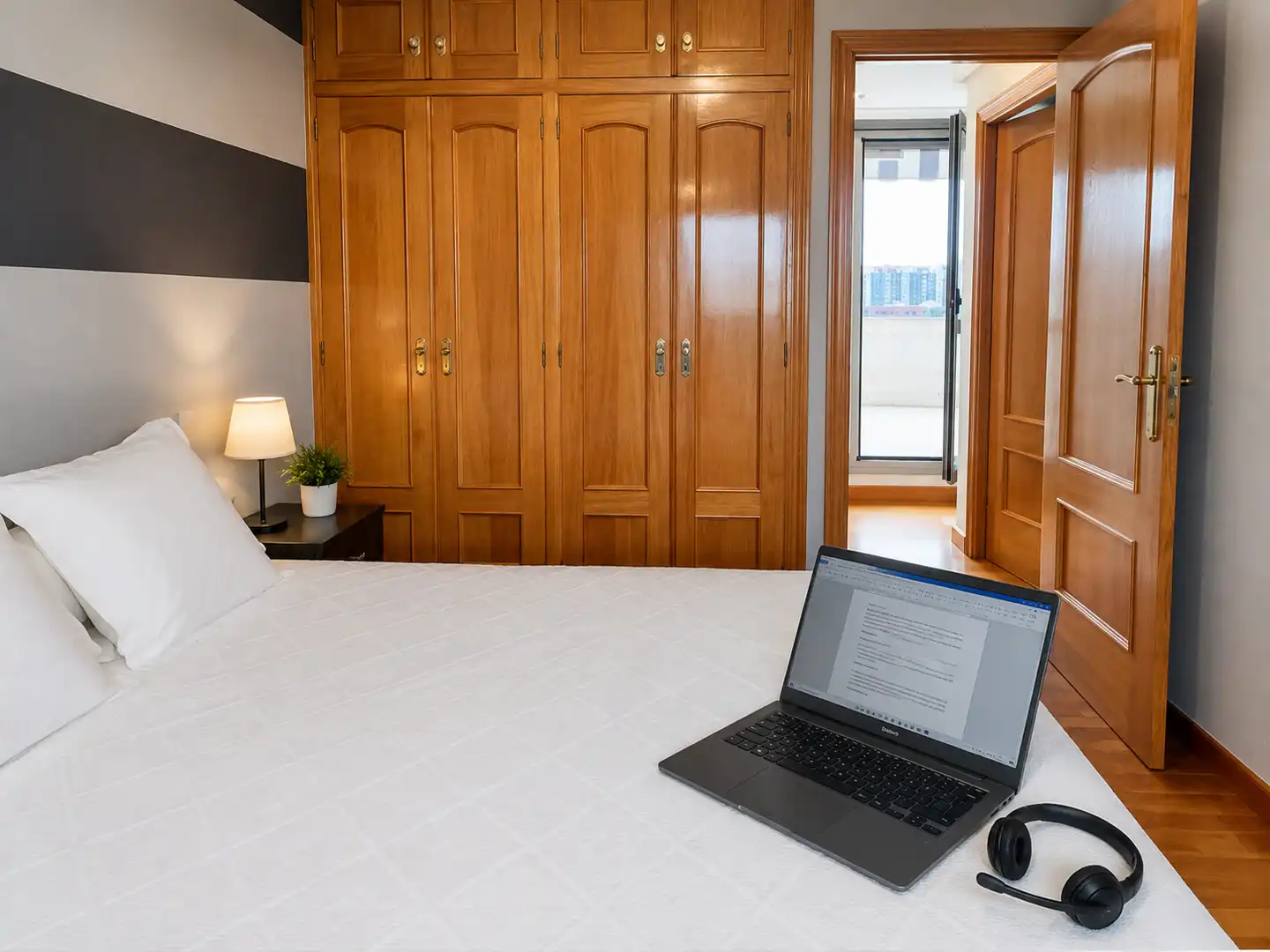 Bedroom of Flat for rent in Santander  with Heating, Terrace and Storage room