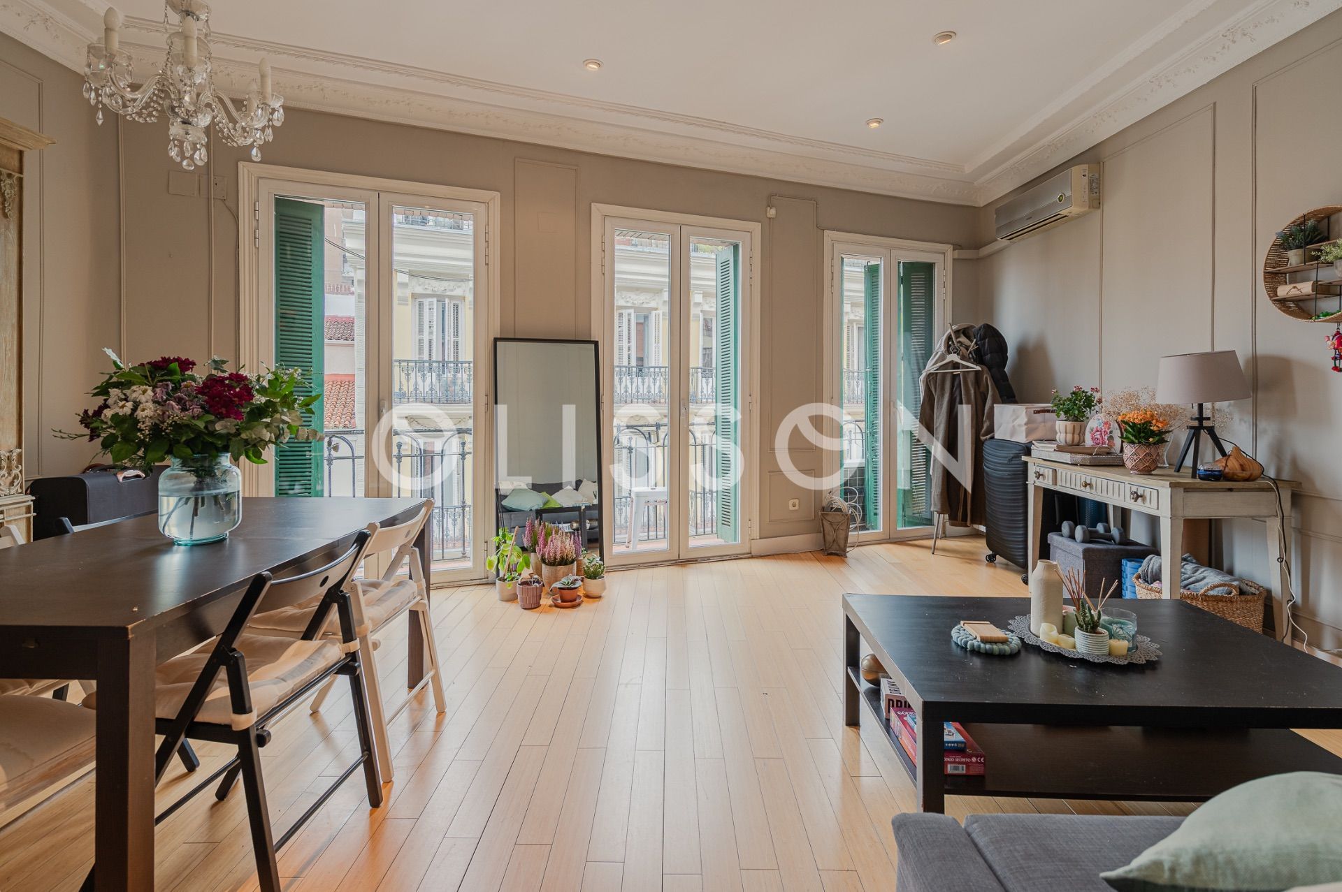 Living room of Flat for sale in  Madrid Capital  with Heating