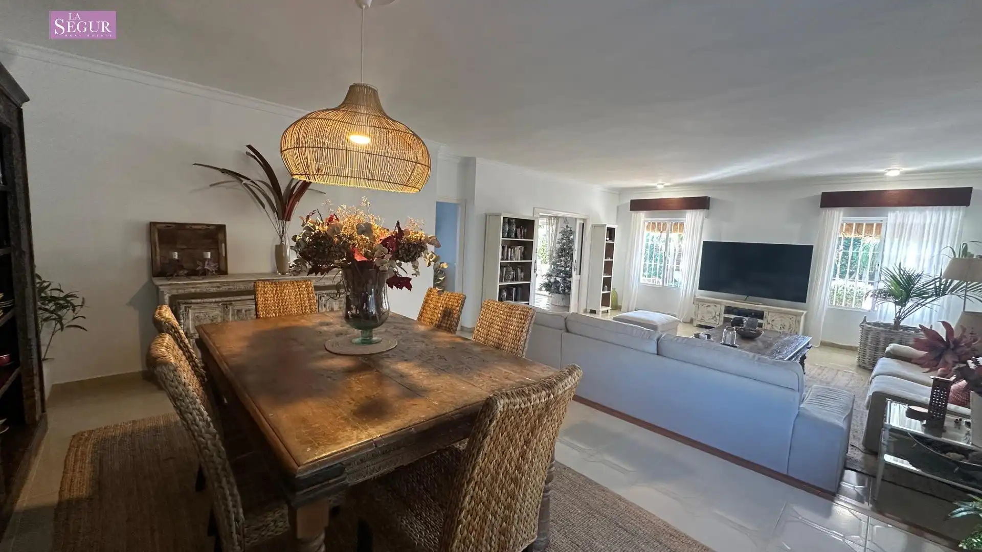 Comedor de Finca rústica en venta en Barbate con Aire acondicionado, Jardín privado y Terraza
