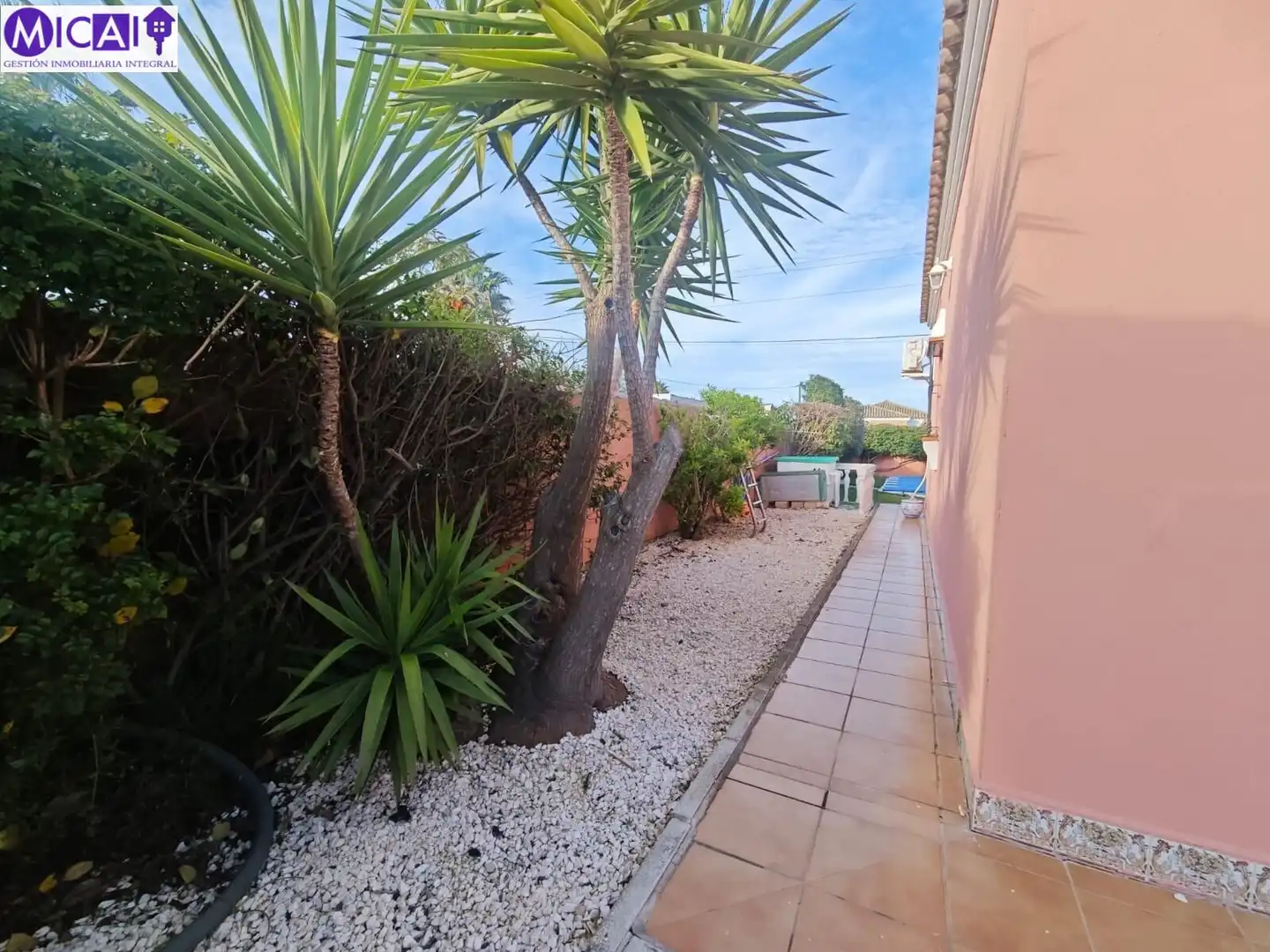 Garden of Houses for sale in Chiclana de la Frontera  with Air Conditioner and Terrace