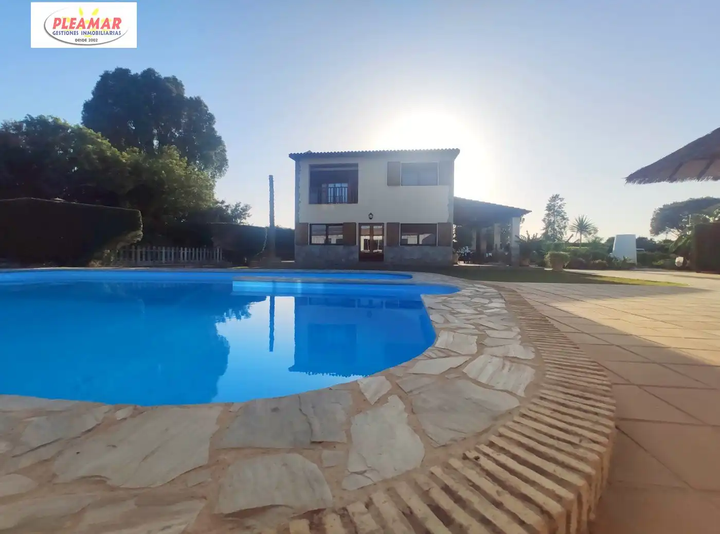 Casa rústica amb piscina en venda a Las Tres Piedras - Costa Ballena, imagen 4