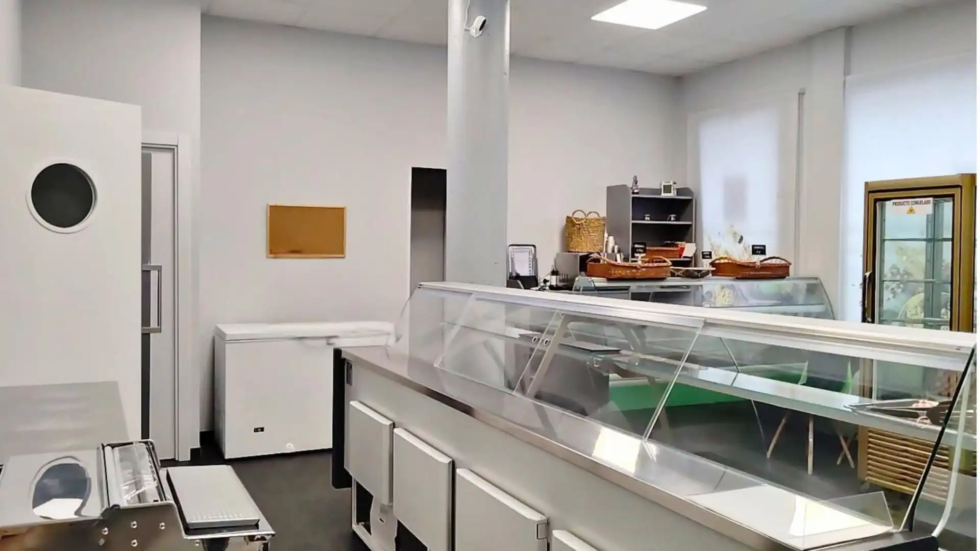 Geschaftsraum zur ubertragung in Avenida de Berlín, Centro