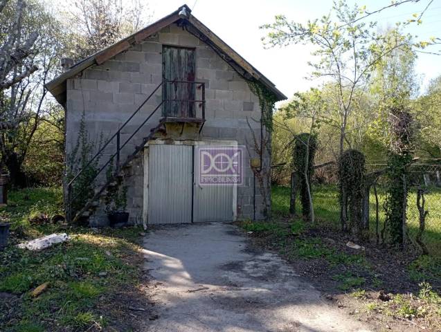 Local comercial en Venta en Mondariz