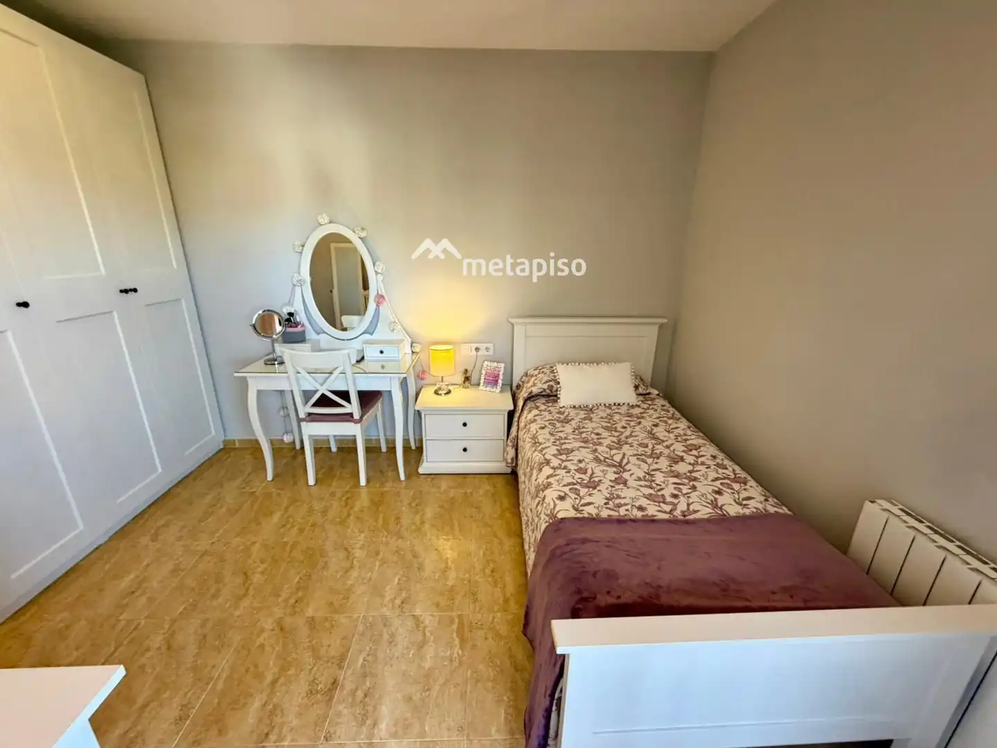 Habitación de Casa adosada en venta en Santa Margarida I Els Monjos con Aire acondicionado, Calefacción y Terraza