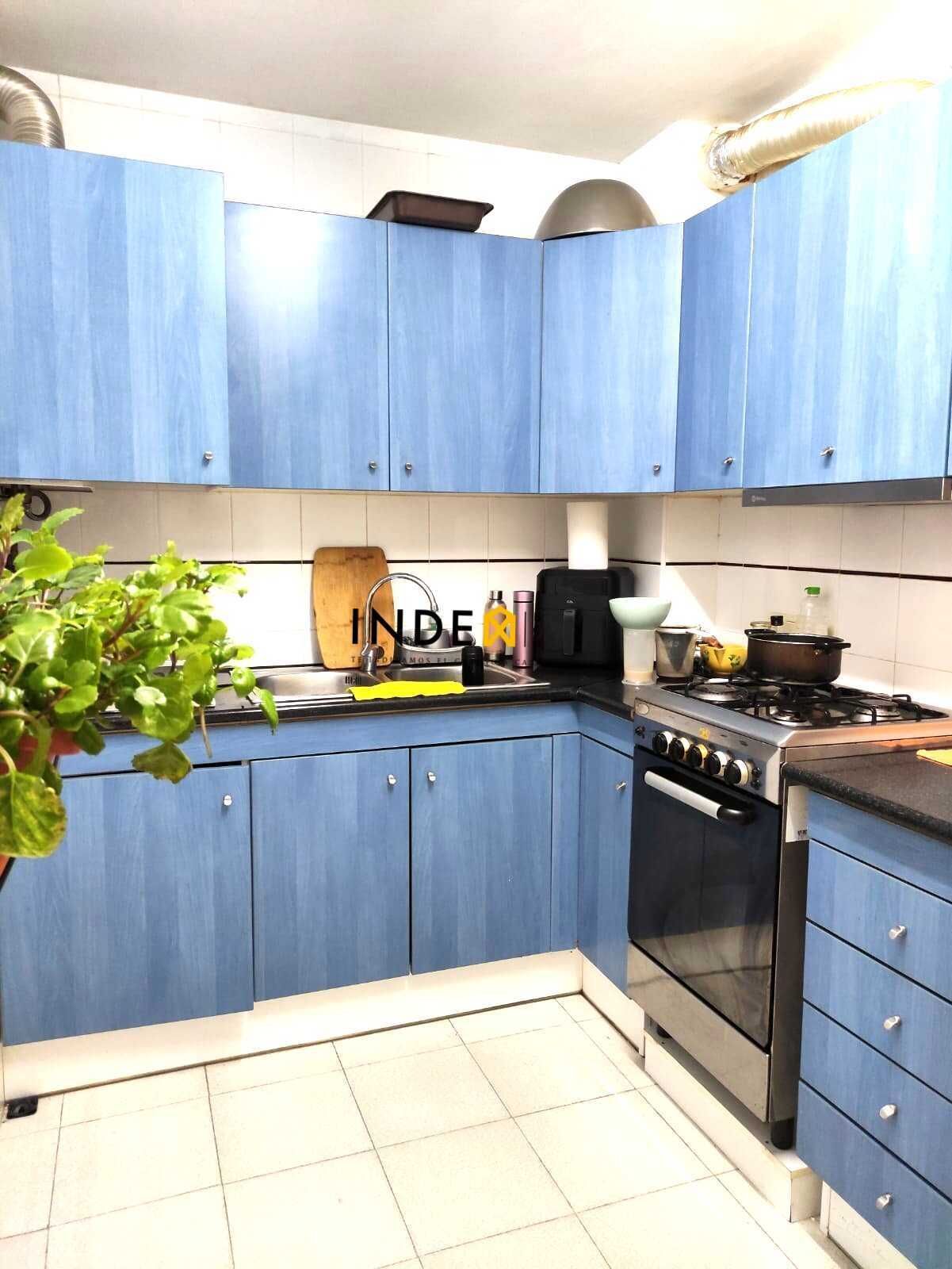 Kitchen of Flat for sale in Vilanova i la Geltrú  with Air Conditioner
