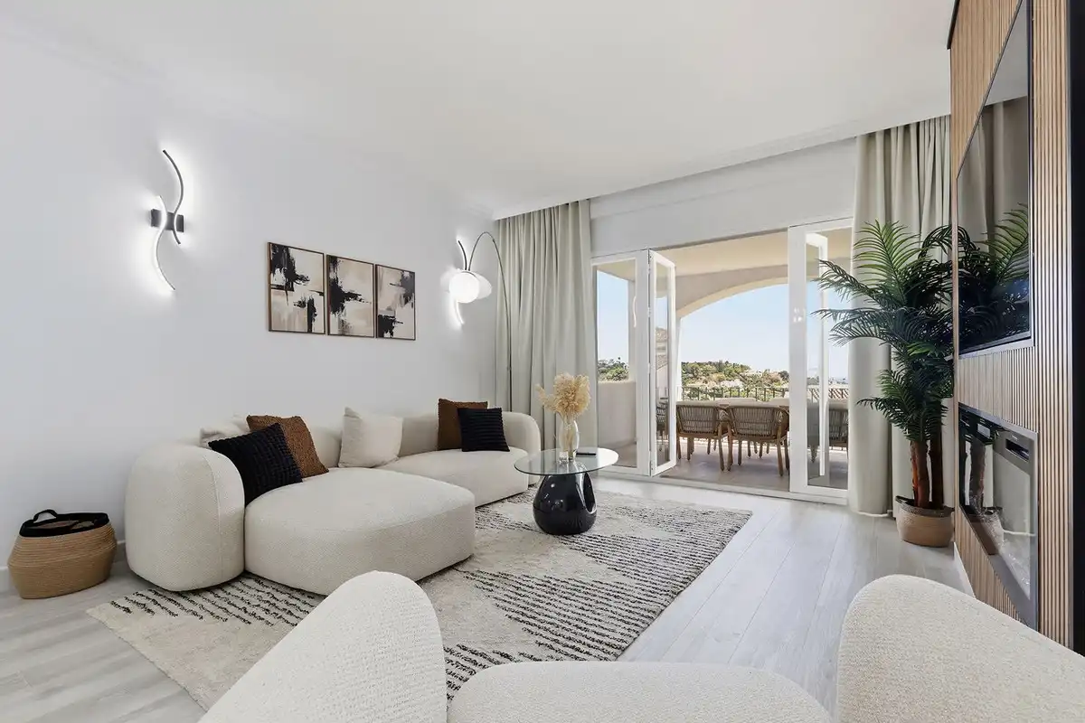 Apartamento con ascensor en venta en El Paraíso, imagen 2