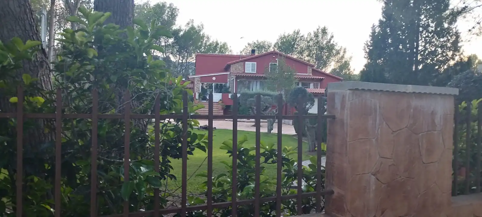 Jardí de Casa o xalet en venda en Estivella amb Aire condicionat, Calefacció i Jardí privat