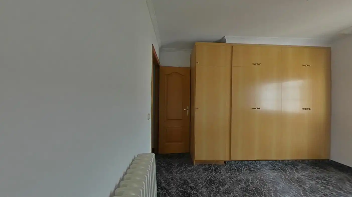 Casa pareada con piscina en venta en Ronda Fort Roig, imagen 7