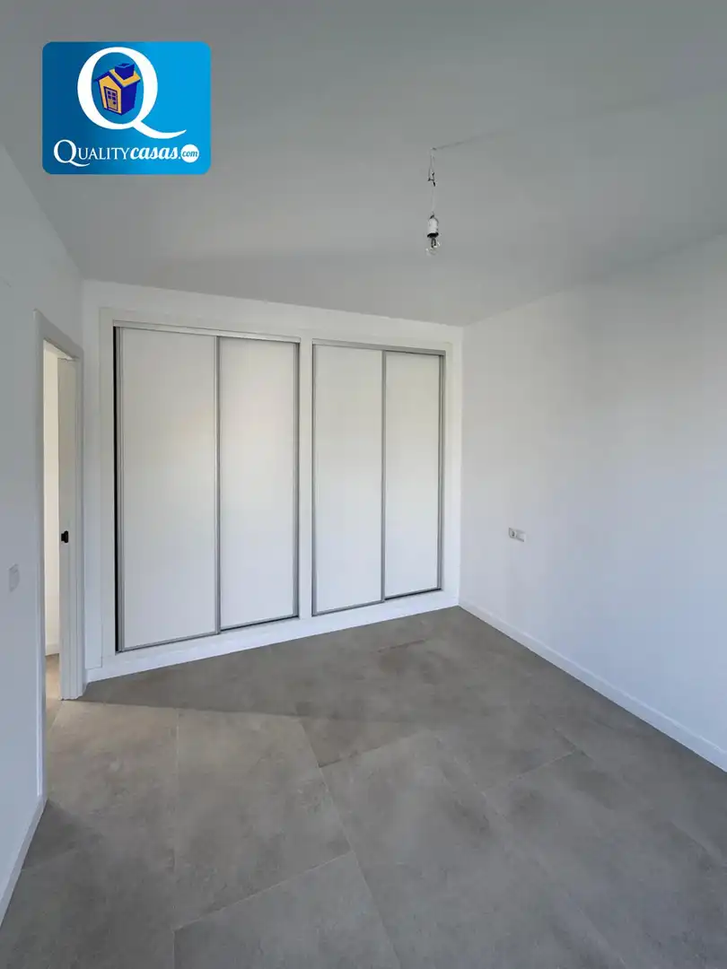 Bedroom of Detached homes for sale in El Campello  with Air Conditioner, Heating and Terrace