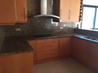Cuina de Casa o xalet de lloguer en Sant Cugat del Vallès amb Aire condicionat, Calefacció i Jardí privat