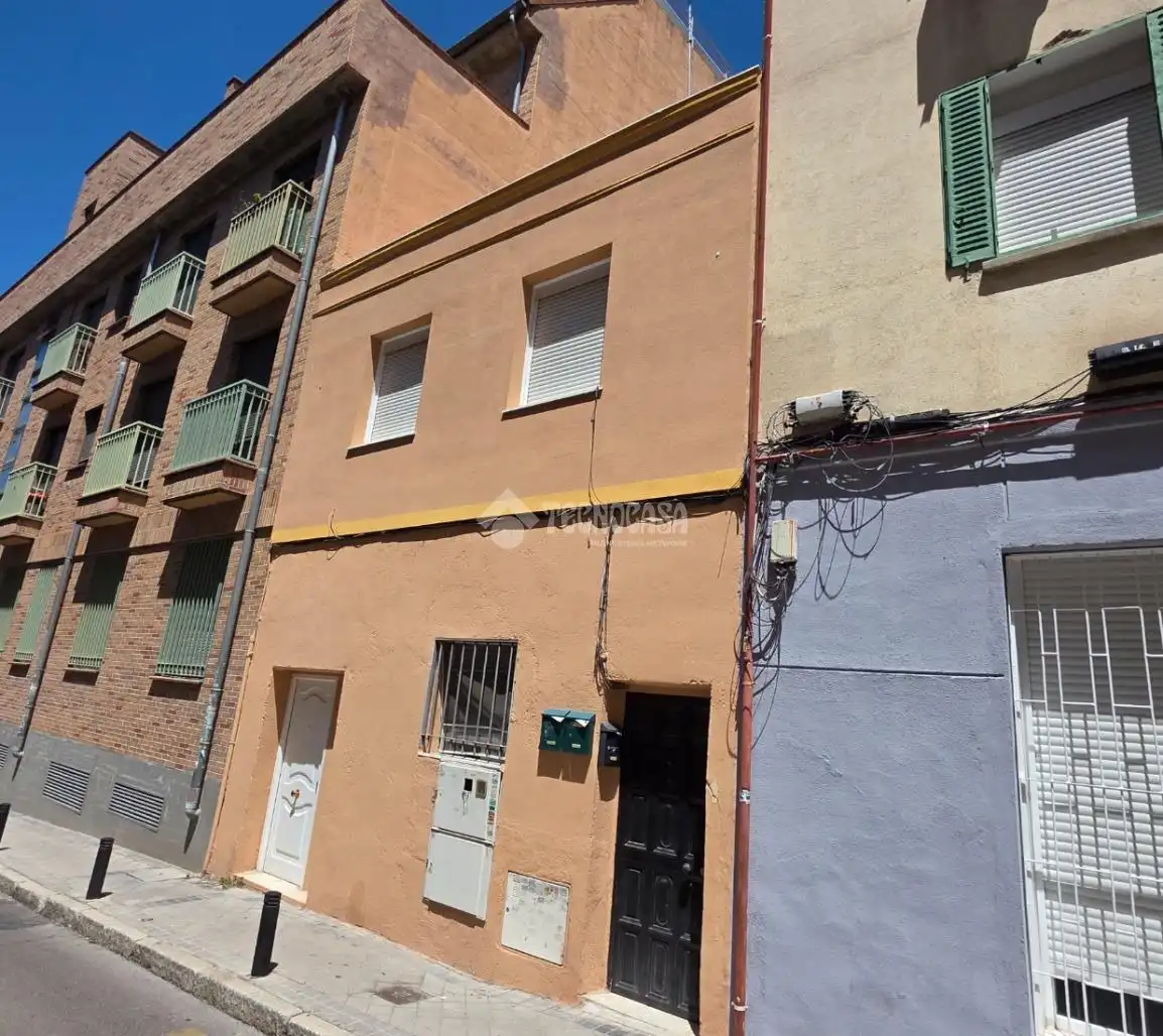 Vista exterior de Casa o xalet en venda en Madrid amb Aire condicionat i Calefacció