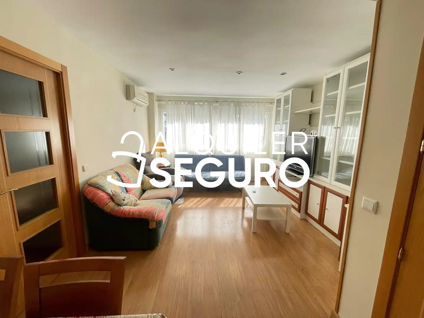 Sala de estar de Piso de alquiler en Madrid con Aire acondicionado, Calefacción y Amueblado