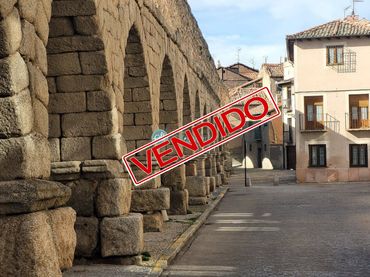 Pis amb balcó en venda a Centro