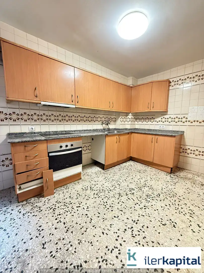 Kitchen of Flat for sale in Lleida  with Heating