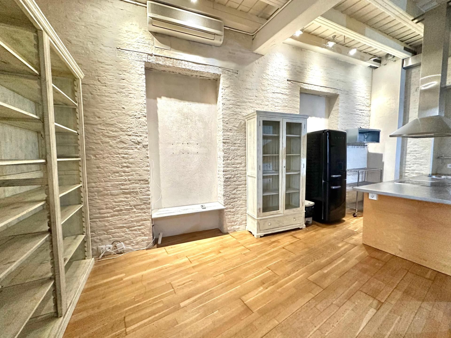 House or chalet for sale in  Sevilla Capital  with Air Conditioner, Heating and Terrace