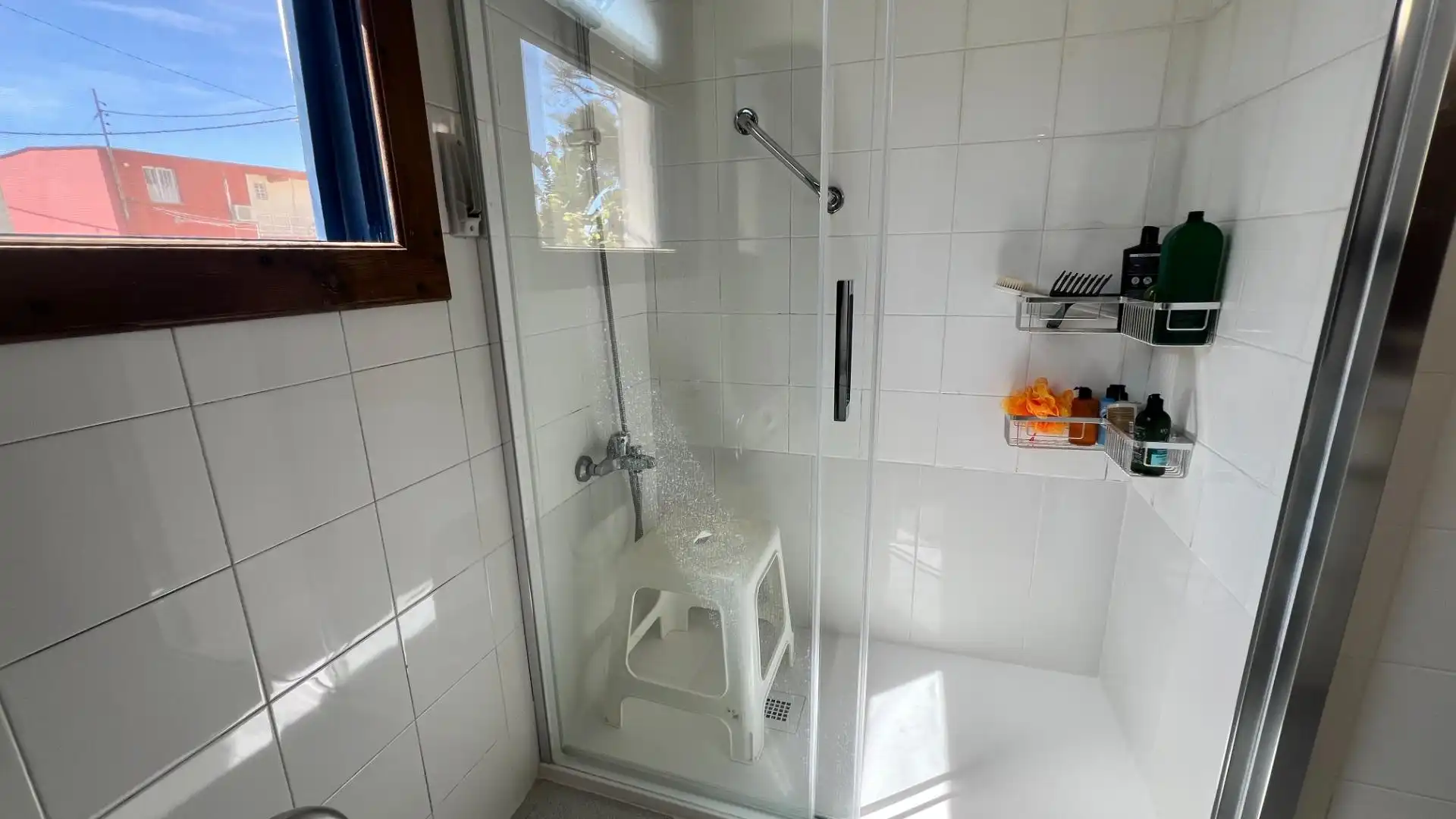 Bany de Casa o xalet en venda en Castellón de la Plana / Castelló de la Plana amb Aire condicionat, Calefacció i Jardí privat