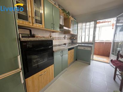 Kitchen of Flat for sale in Burgos Capital  with Terrace and Balcony