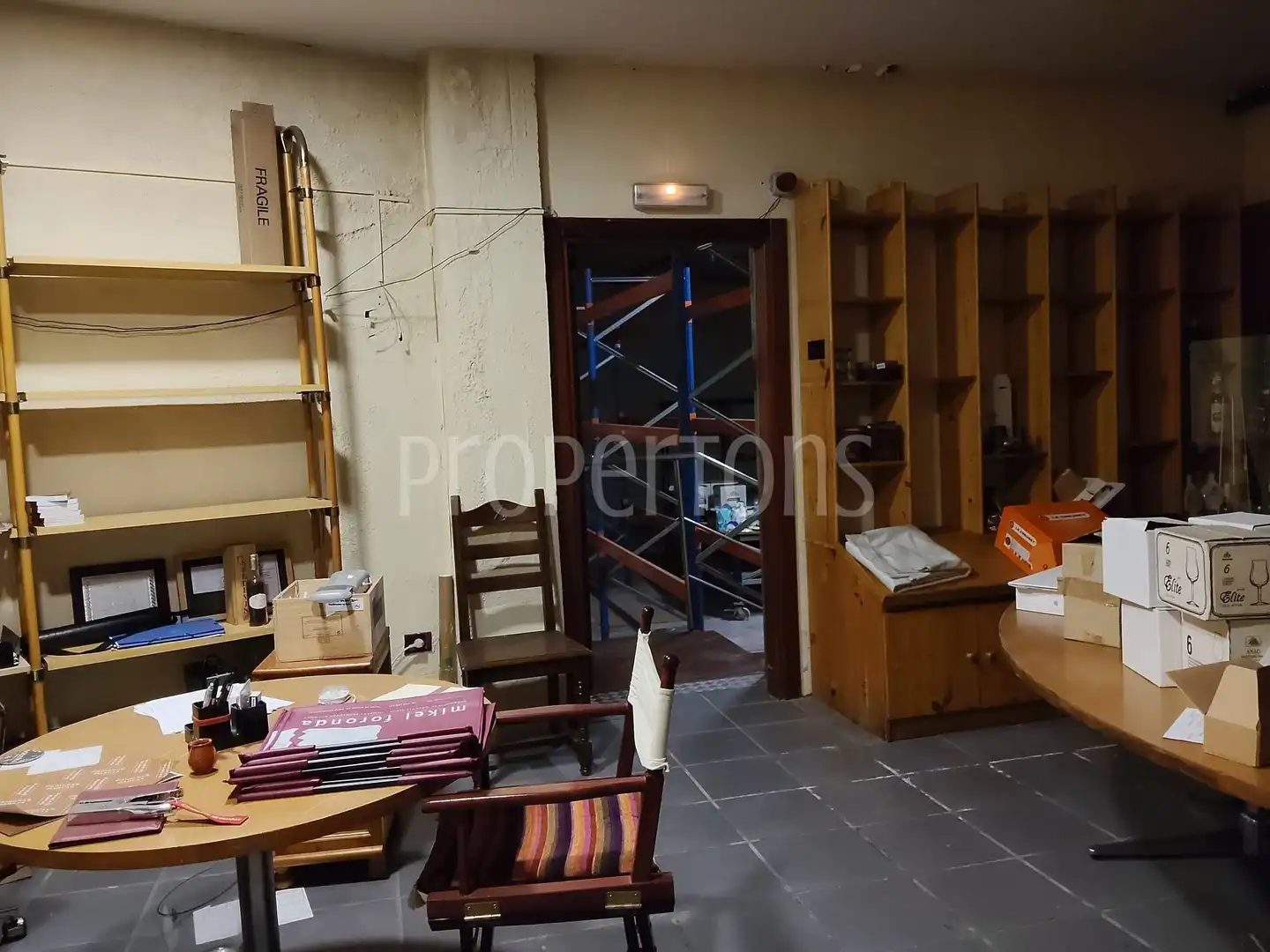 Fabrikhallen zur Miete in N/A, Betoño