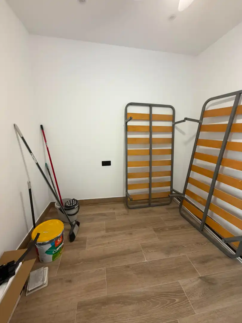 Aparcament de Pis en venda en Jaén amb Aire condicionat, Moblat i Balcó