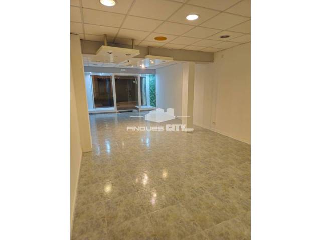 Local comercial en Alquiler en Calle del Mar en Malgrat de Mar