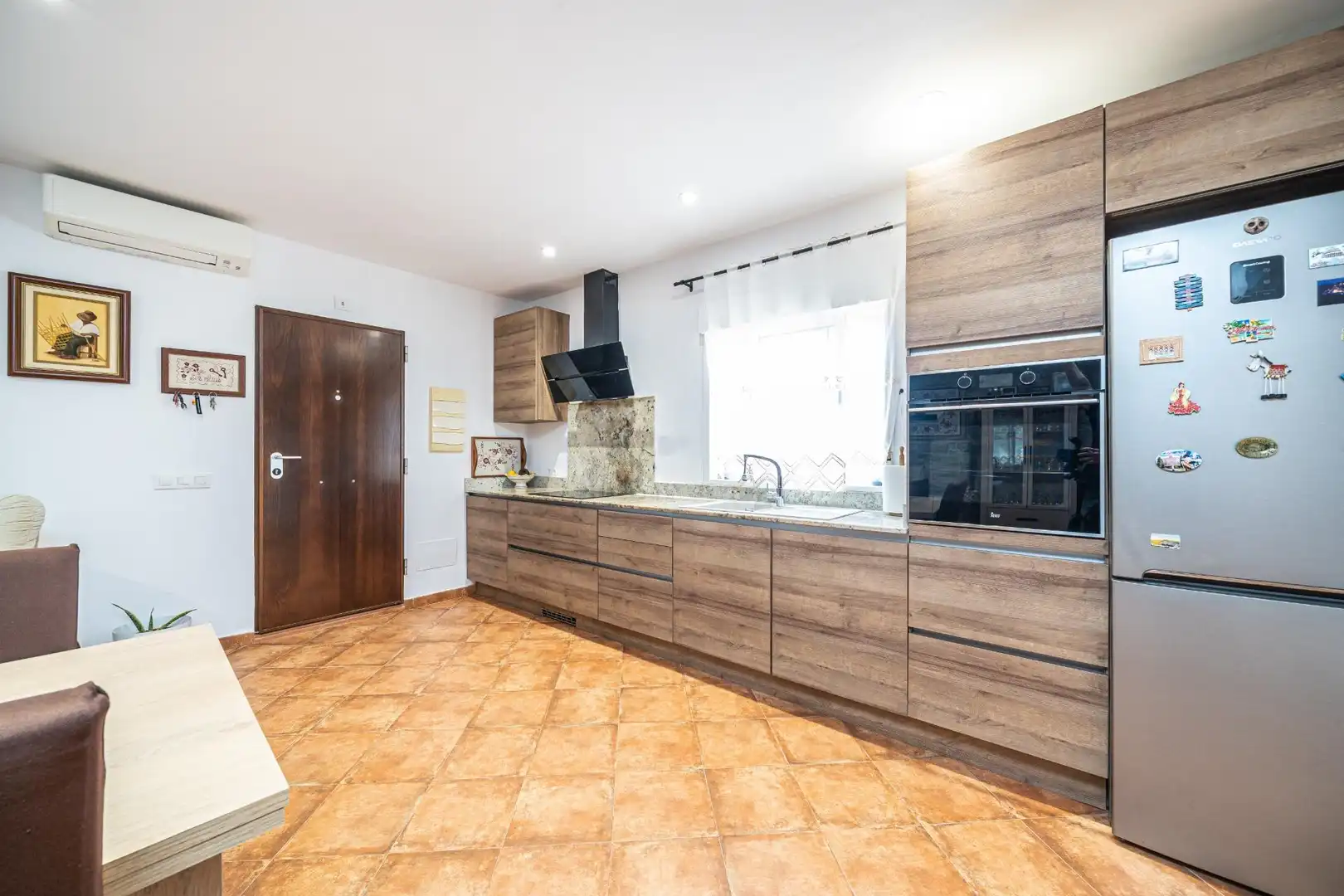 Cocina de Finca rústica en venta en  Palma de Mallorca con Aire acondicionado, Calefacción y Jardín privado