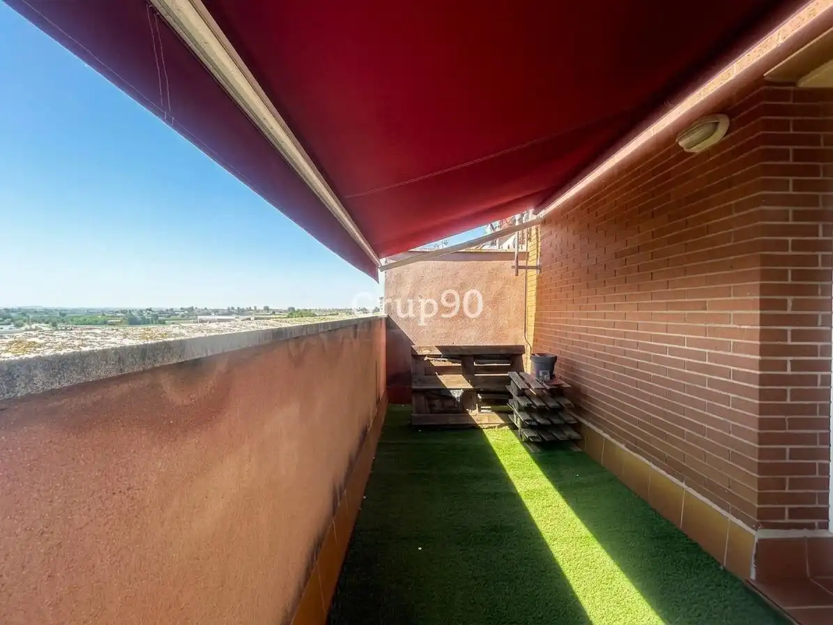 Terraza de Casa adosada en venta en Puigverd de Lleida con Aire acondicionado, Calefacción y Parquet