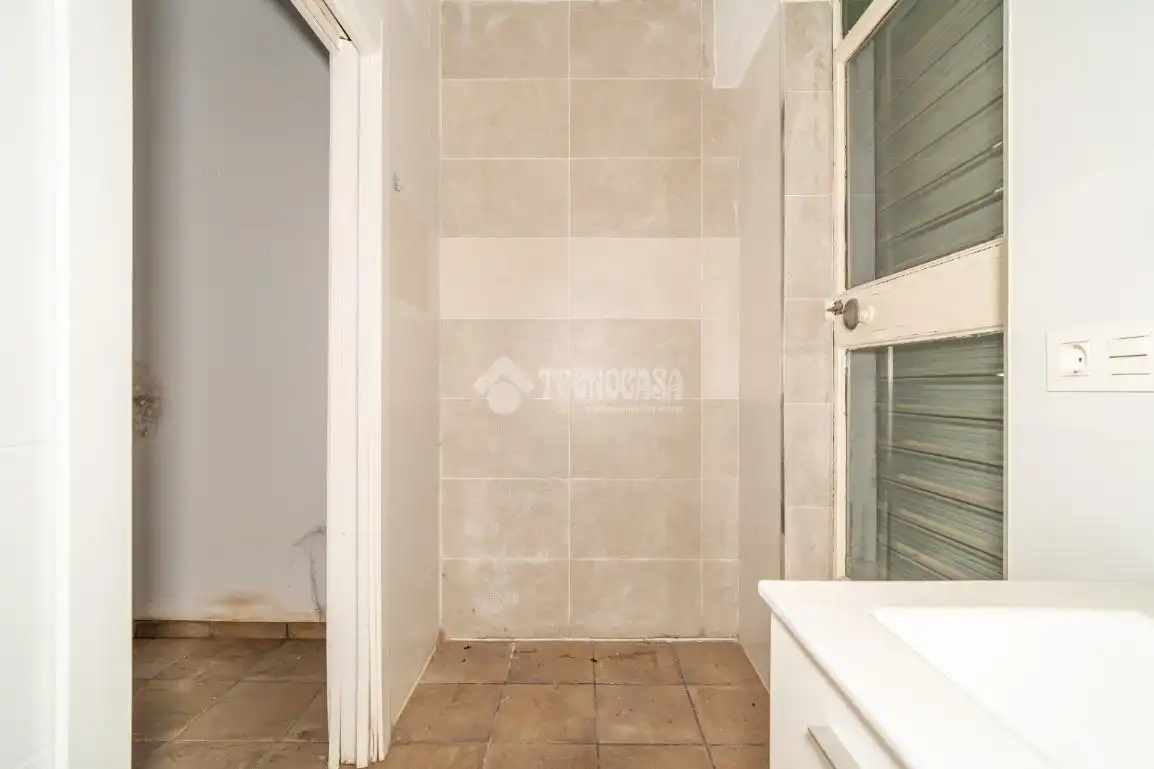 Bathroom of Commercial properties for sale in Granada