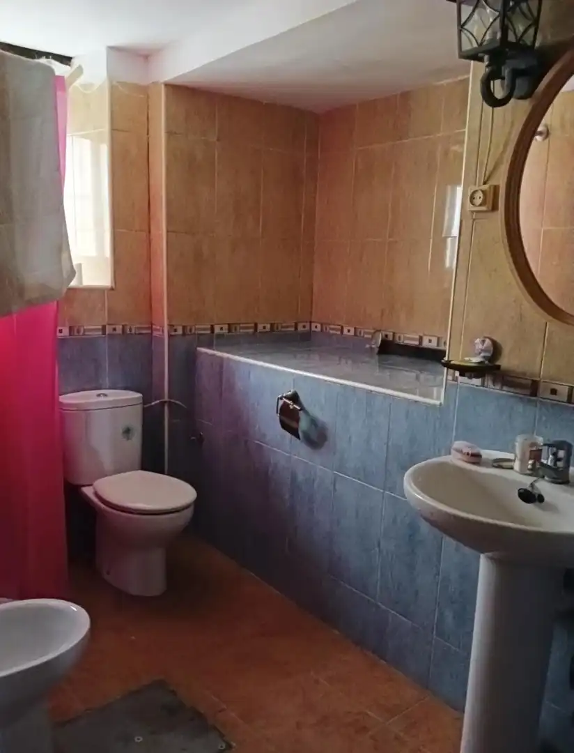 Bany de Casa adosada en venda en Camprovín