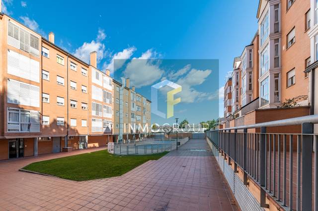 Piso en Venta en Calle de Sepúlveda, 7 en Los Cármenes