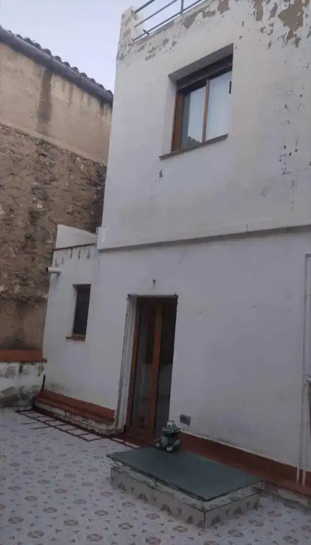 Vista exterior de Casa adosada en venda en Vila-seca amb Balcó