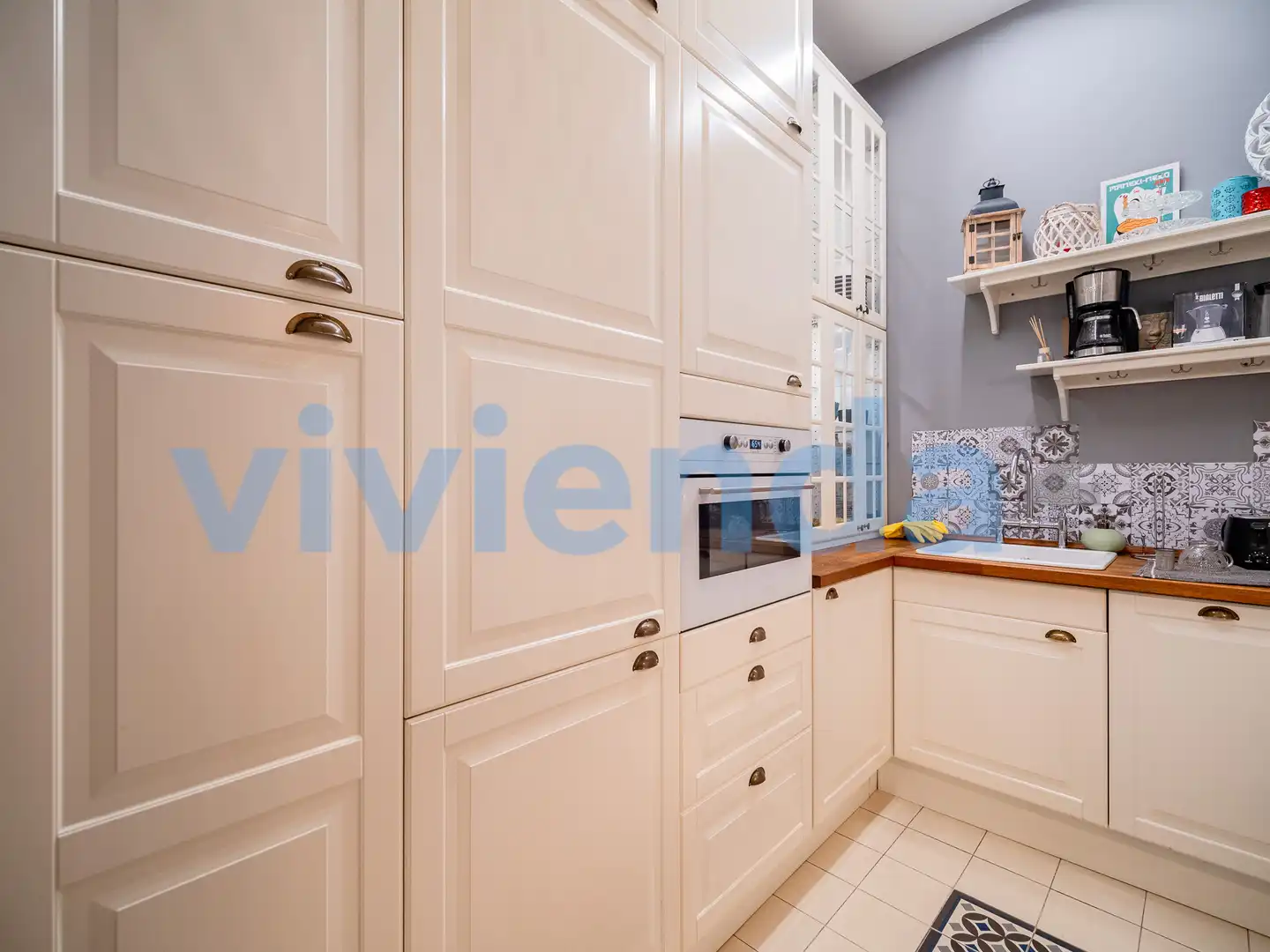 Kitchen of Flat for rent in Madrid  with Air Conditioner, Heating and Balcony
