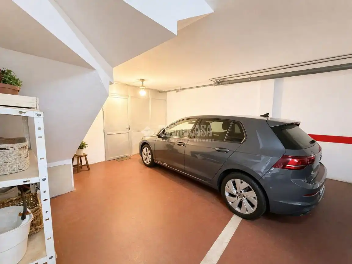 Parking of Detached homes for sale in Candelaria  with Terrace and Balcony