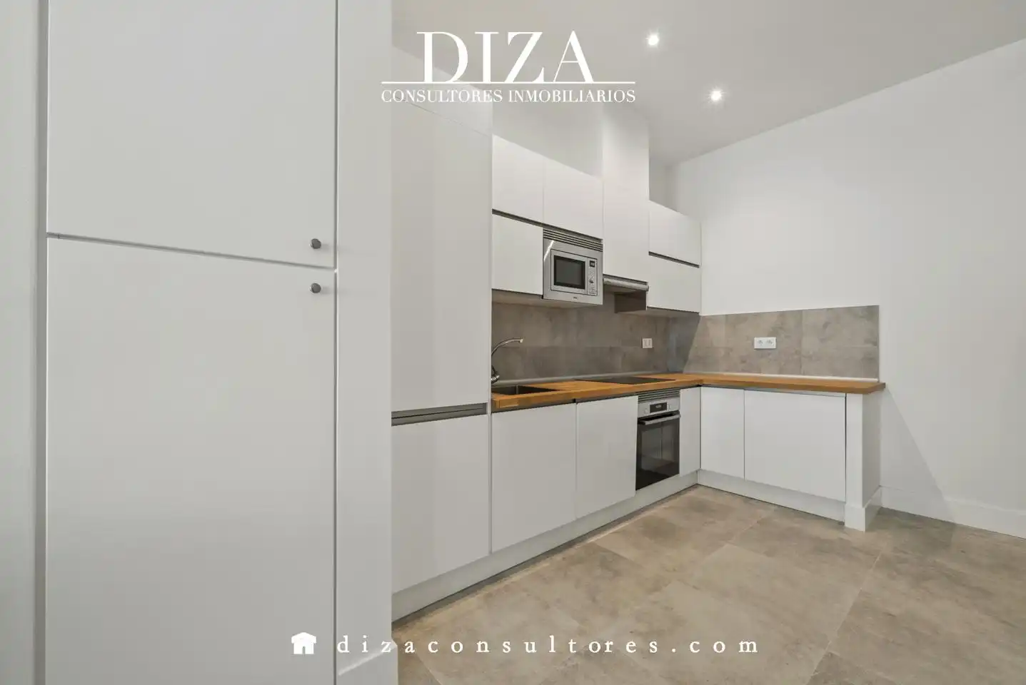 Kitchen of Ground floor for rent in Madrid  with Air Conditioner and Furnished