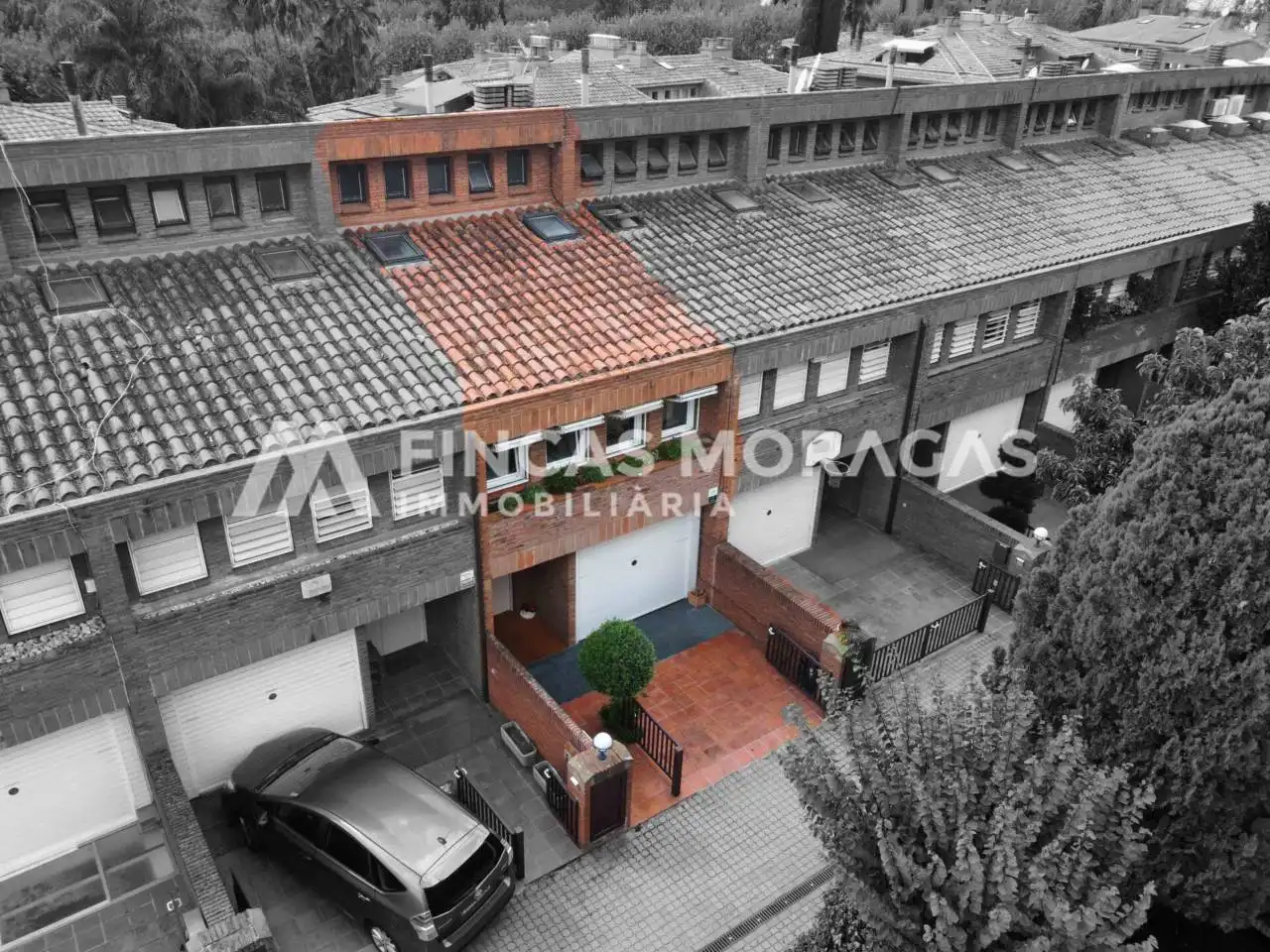 Vista exterior de Casa adosada en venda en Sant Domènec