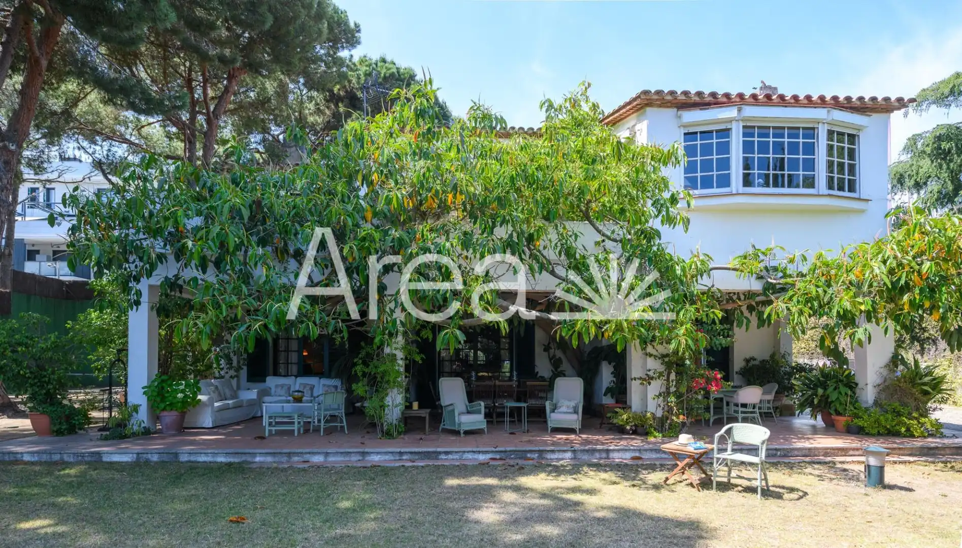 Chalet con jardín en venta en Avenida SANT ANDREU, imagen 2