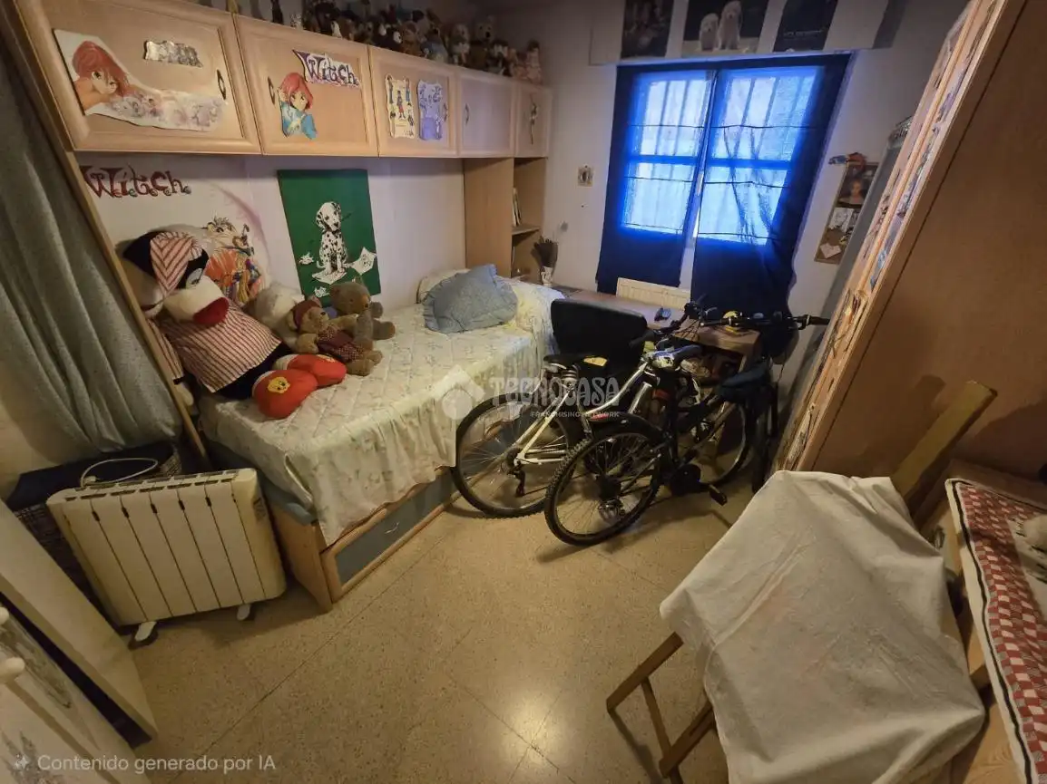 Bedroom of Flat for sale in Madrid  with Air Conditioner and Heating