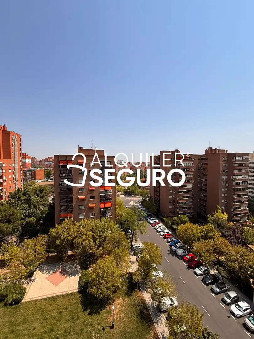 Exterior view of Flat for rent in Madrid  with Heating and Terrace