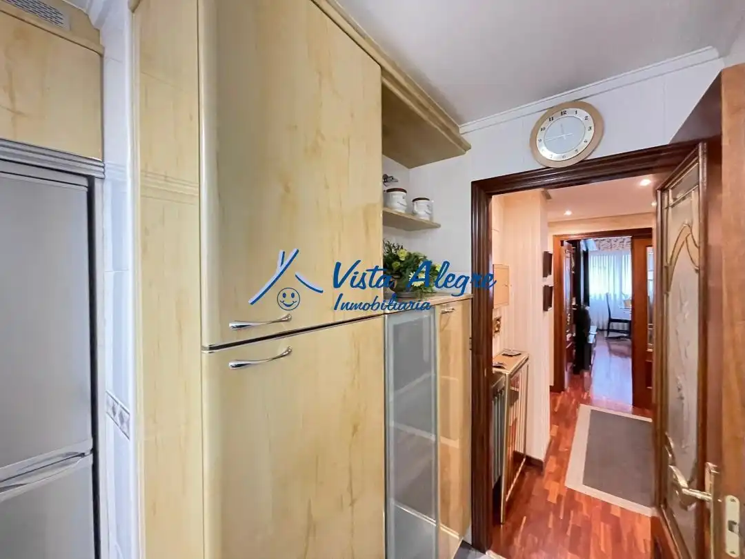 Cocina de Piso en venta en Haro con Calefacción, Terraza y Trastero