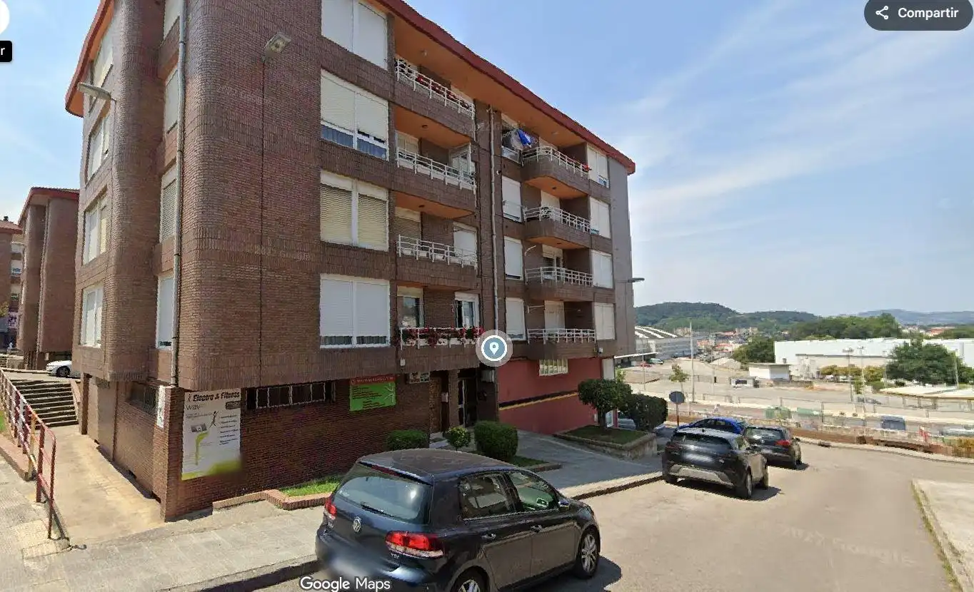 Vista exterior de Piso en venta en Torrelavega 