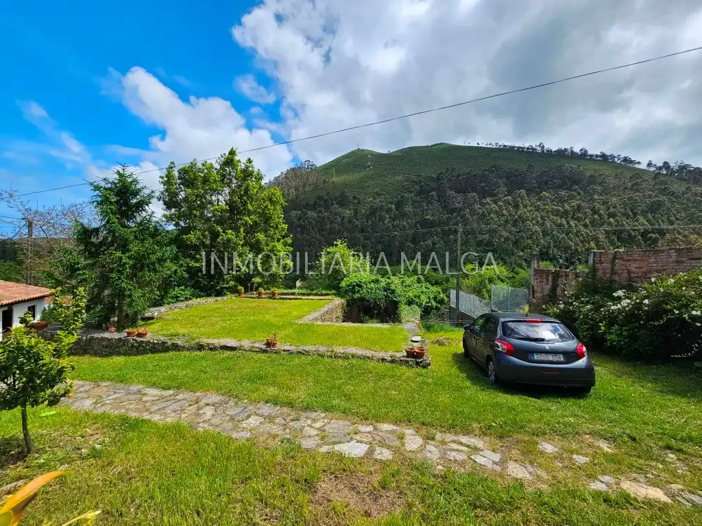 Residential for sale in Caravia