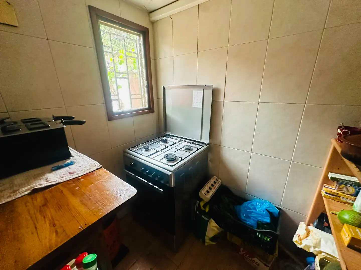 Cocina de Finca rústica en venta en Salou con Aire acondicionado, Calefacción y Jardín privado