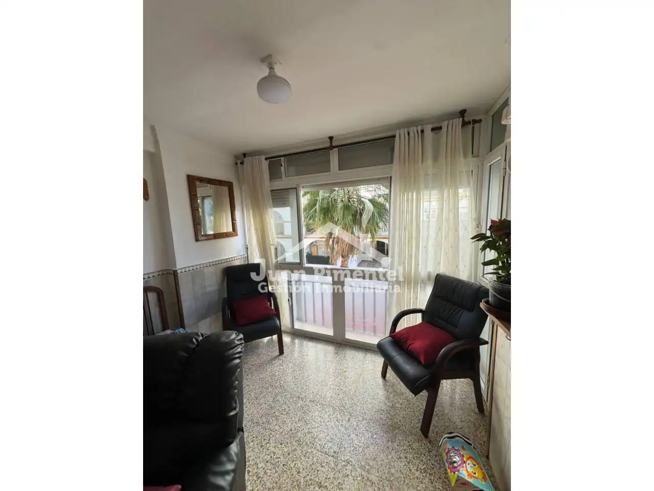 Vista exterior de Piso en venta en Estepona con Aire acondicionado, Amueblado y Balcón