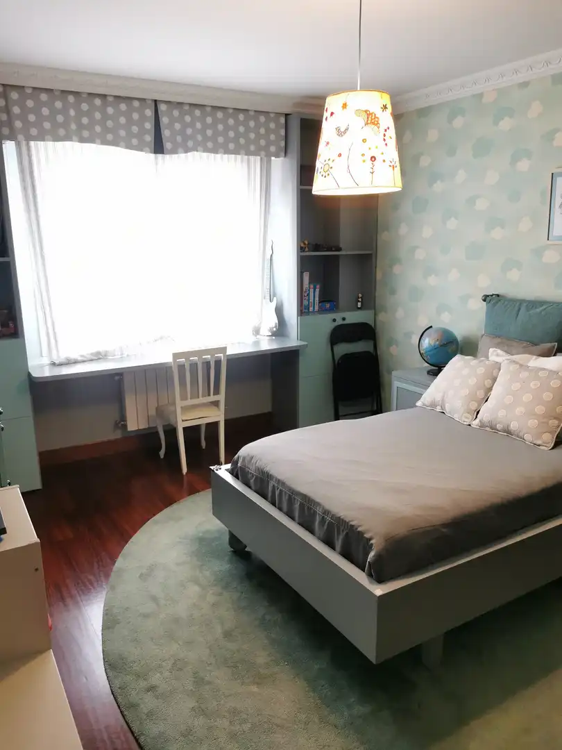 Dormitori de Casa o xalet en venda en Castro-Urdiales amb Calefacció, Jardí privat i Terrassa